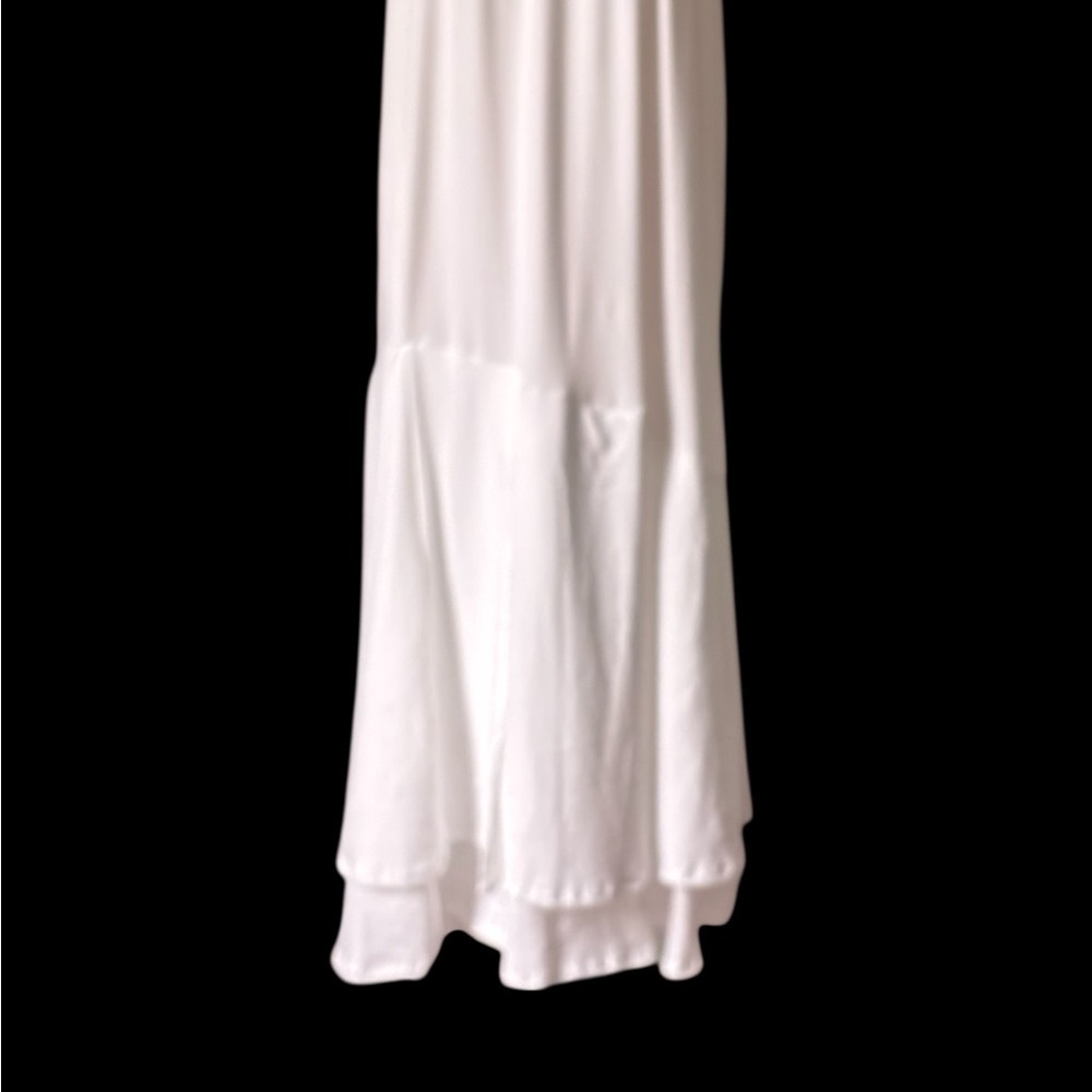 Elegant White Maxi Skirt  L